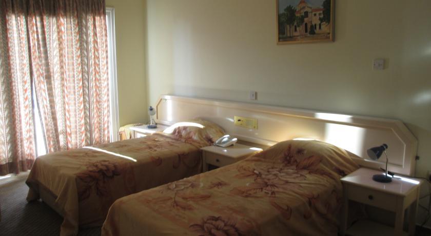 Rebioz Hotel Lárnaka Kültér fotó