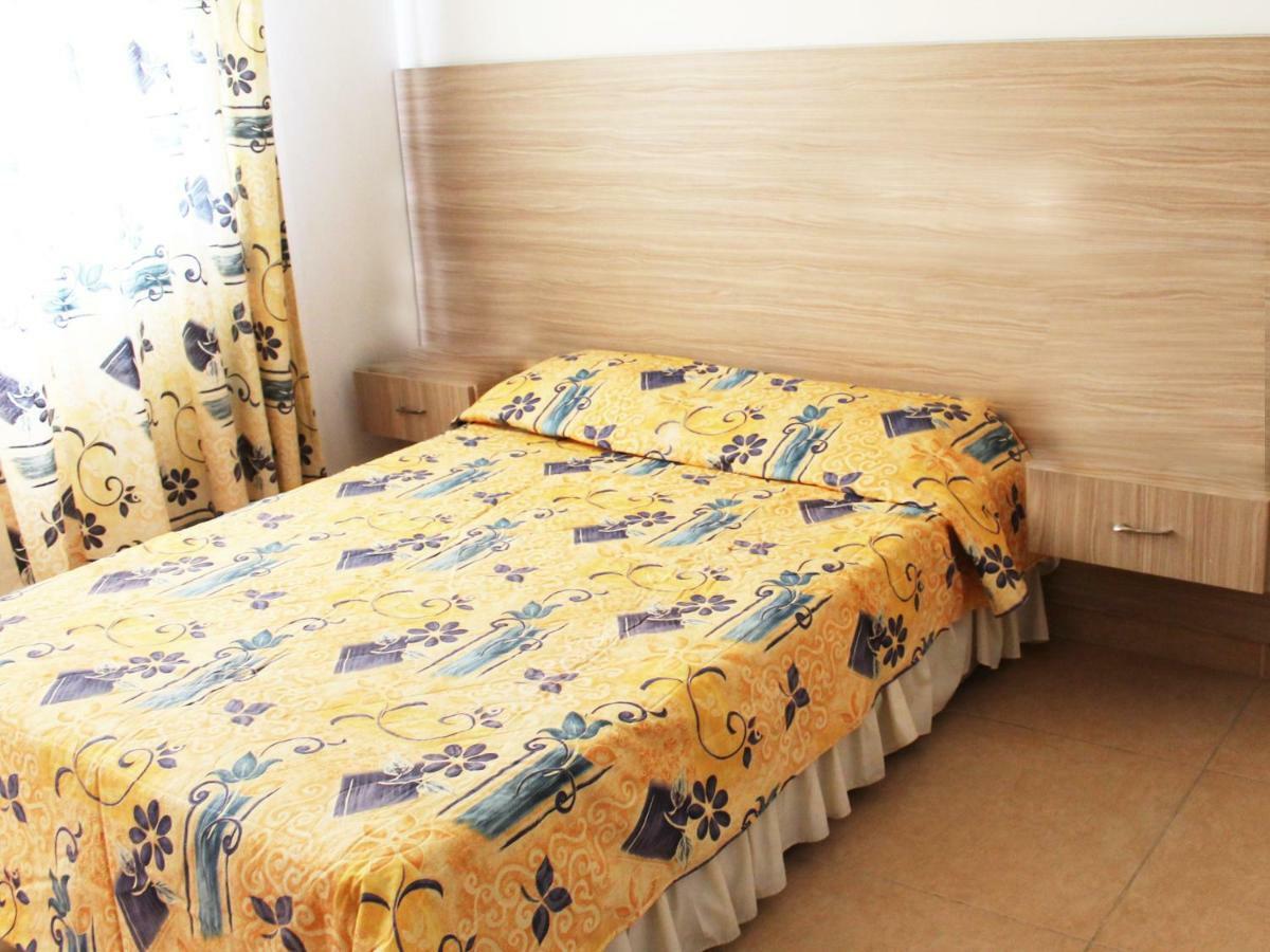 Rebioz Hotel Lárnaka Kültér fotó