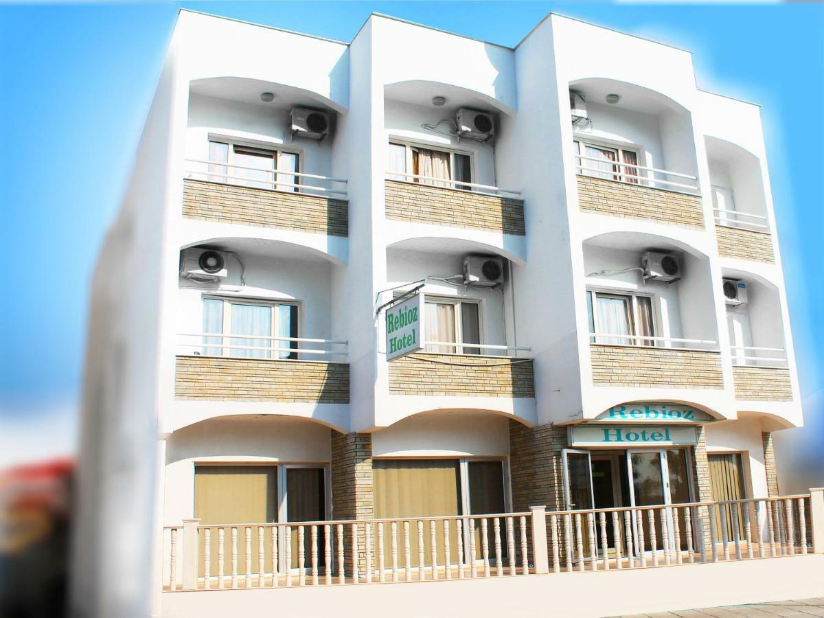 Rebioz Hotel Lárnaka Kültér fotó